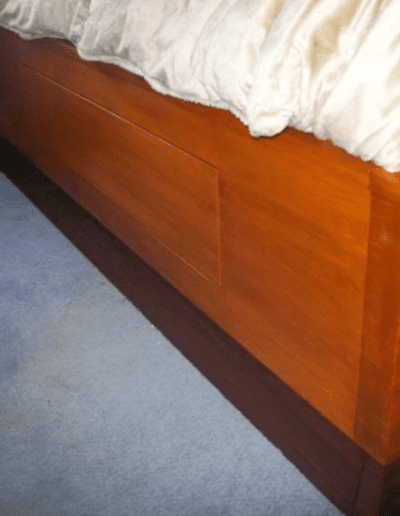 King size bed with storage drawers