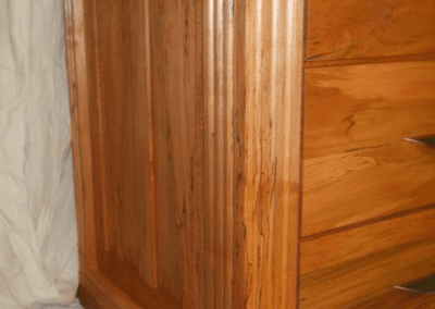 dannis-armoire-siding-details