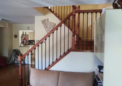 custom-wooden-Stair-railing