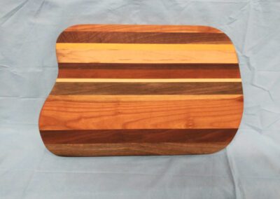 cut chop square cutting board in walnut